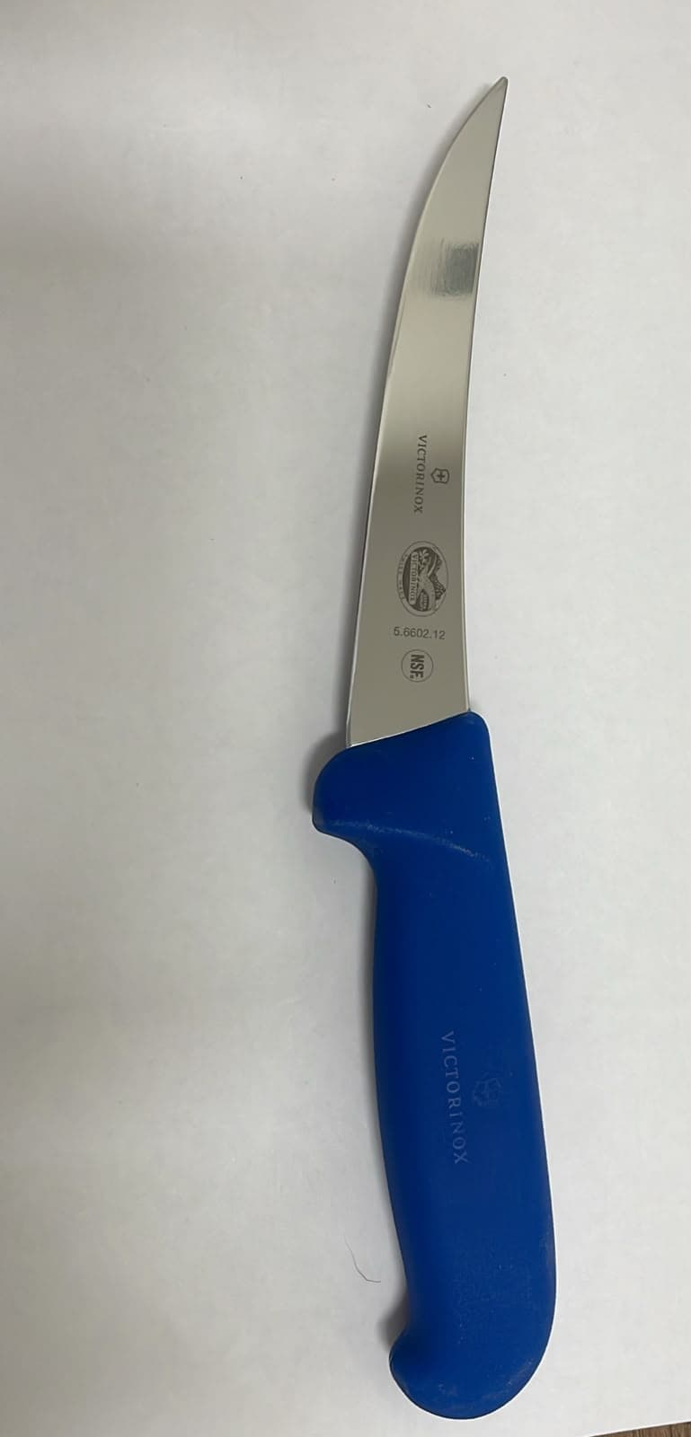 סכין פירוק 12 ס"מ ידית כחולה - 5.6602.12 - VICTORINOX